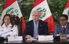 Javier González-Olaechea, canciller peruano. 
