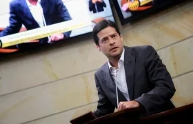 Senador Mauricio Gómez.