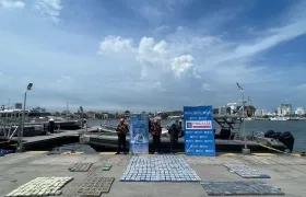 Cocaína incautada por la Armada Nacional. 