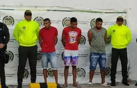 Gustavo Padilla Arias, alias 'Hueso'; Julio Adrián Durán Bornacelly, alias 'Caracas; y Karim Daniel Chirino. 