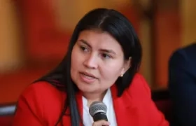 La congresista Karen Manrique.
