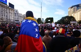 Marcha de venezolanos en Buenos Aires.