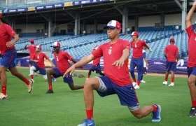 Entrenamiento del equipo de Puerto Rico en el estadio Édgar Rentería.