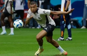 Kylian Mbappé aspira a sumar su primer título con el Real Madrid. 