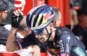 Primoz Roglic quedó a 3 minutos y 49 segundos del líder Ben O'Connor.