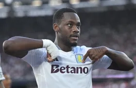 Jhon Jáder Durán celebra tras convertir la pena máxima para el Aston Villa. 
