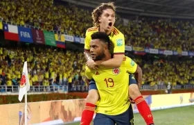 Juan Fernando Quintero y Miguel Borja en el último partido ante Chile en Barranquilla.