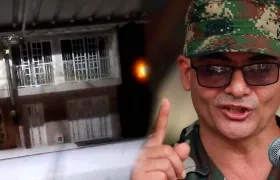 Imágenes del hostigamiento y de 'Iván Mordisco'.