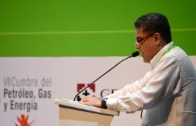 Carlos Hernán Rodríguez Becerra en Cumbre de Petróleo, Gas y Energía, en Cartagena.