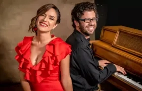 Victoria Sur y Nicolás Ospina.