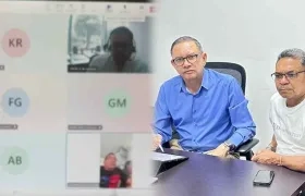 'Mane' Díaz junto a su abogado Alait Freja Calao.