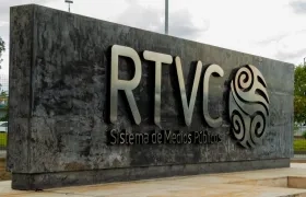 El herido fue trasladado a la Clínica Colombia para recibir atención médica.