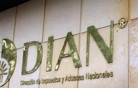Fachada de la Dian.