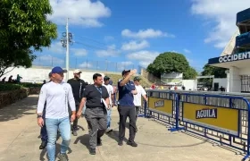 Distrito de Barranquilla y otras autoridades en recorrido de inspección del Metropolitano.