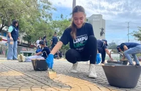 Se realizaron varias intervenciones de mejora y embellecimiento en la plaza Bolívar.