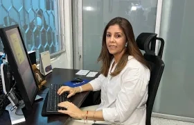 La directora de la Oficina de Pasaporte del Atlántico, Malka Irina León.