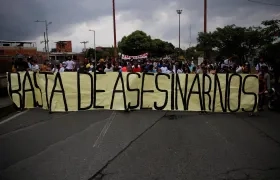 Manifestación exigiendo justicia por la masacre de cinco menores de edad en agosto de 2020, en Cali. 