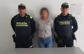 La mujer fue capturada por la Policía. 
