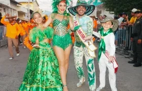 Los reyes infantiles, la reina 'Lex' y el rey Momo, Juan Rivera.