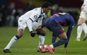 Juan Guillermo Cuadrado durante el juego contra Barcelona.