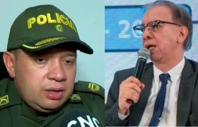 El coronel Carlos Feria y el director de la DIAN Jairo Villabona. 