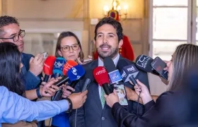 Diego Guevara, Ministro de Hacienda.