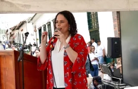 María Constanza García. 