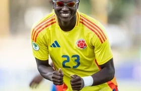 Neiser Villarreal celebrando su gol.