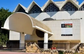 Teatro Amira De la Rosa.