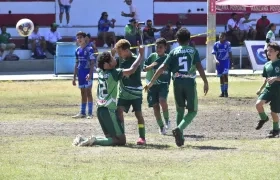 Asosucre celebra un gol en la semifinal contra Formasucre. 