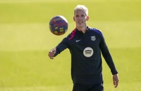 Dani Olmo en un entrenamiento con Barcelona.