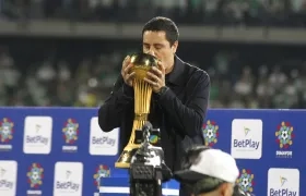 Efraín Juárez se coronó campeón de la Liga y de la Copa Colombia con Nacional.