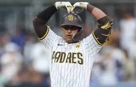 Dónovan Solano actuó en 2024 con los Padres de San Diego.