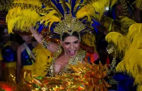 Alexsandra Estarita, Reina del Carnaval de la 44.