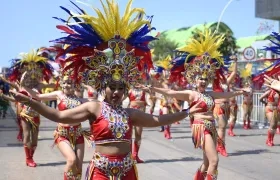 Rumbón Normalista en la Batalla de Flores.