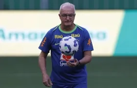 Dorival Júnior en entrenamiento con la Selección Brasil.