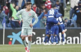La tristeza de Giuliano Simeone tras el segundo gol del Getafe. 