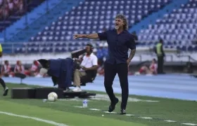 Leonel Álvarez regresa al fútbol colombiano tras dirigir al Emelec de Ecuador.