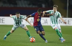 Acción de juego del partido entre Barcelona y Betis.