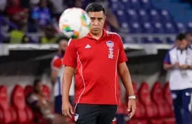 César Farías, técnico del Junior, durante el partido contra Alianza. 