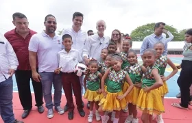 Gobernador Verano durante la entrega de mejoramientos en el colegio San Antonio de Piojó.