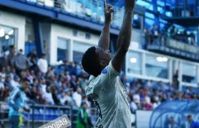Jhon Córdoba celebrando su gol este sábado.