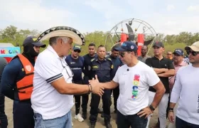 Alcalde Char recibe la donación por parte de la Fundación Campbell.