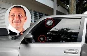 Los proyectiles impactaron la camioneta en la que se movilizaba el mandatario. 