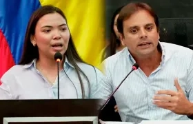 La presidenta del Consejo de Juventud Isabela Bolaño y el diputado Alfredo Varela.
