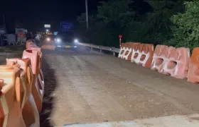 El carril habilitado.