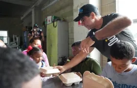 Alcalde Char visitó el comedor comunitario de Las Nieves.