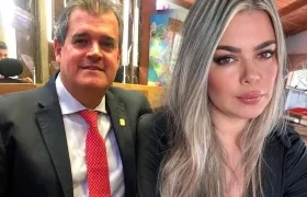 Rubén Darío Callejas, exgerente Lotería de Medellín y su esposa Luisa Jaramillo.