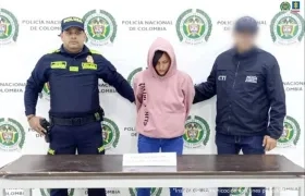  Luz Estella Medina Ayazo.