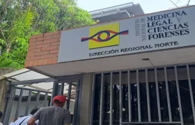 Fachada de Medicina Legal.